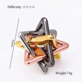 Set de bagues casse-tête en métal en argent, or, or rose et finition gunmetal - Petit Triangle 4D
