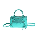 Sac à main bandoulière en cuir PU vert métallisé avec texture craquelée et pompons - Vert