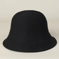 Primer plano del sombrero de sol de punto negro con tejido fino y textura de malla - S(54-56.5cm) / Negro