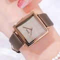 Montre quartz carrée pour femme avec boîtier or rose, cadran gris et bracelet en cuir marron - Boîtier en Or Rose Cadran Gris Bracelet Café