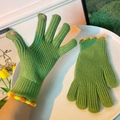 Guanti in maglia verde con fessure per touchscreen e polsini decorativi colorati - Stile semplice / verde chiaro