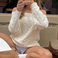 S / White