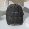 Gorra de béisbol de mezclilla gris lavado con bordado blanco The future sobre soporte - Negro