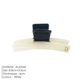 Elegante pinza de pelo de acetato blanco con detalle de D dorada y estilo minimalista - Blanco Roto