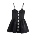 Elegantes schwarzes Satin-Minikleid mit Spaghettiträgern und weißen 3D-Blumenapplikationen - XS / Schwarz