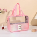 Beauty case rosa laser iridescente con PVC e toppa con lettera E in peluche - Lettera E / Pesca
