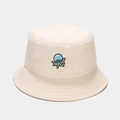Détail d'une broderie de pieuvre bleue sur un chapeau bob en coton de couleur crème - M(56-58cm) / Beige