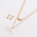 Detalle de collar doble dorado con perla blanca grande y pendientes de botón a juego - Conjunto de Collar de Dos Capas (Estilo 2 Dorado)