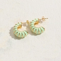 Classic C-shaped croissant earrings in golden metal with mint green enamel finish - Fluorescent Green