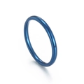 Anillo fino minimalista de acero de titanio con acabado azul eléctrico brillante - US 6 / Azul
