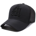 Casquette trucker noire en maille avec broderie gothique AH et fermeture réglable - Lettre AH Noir avec Broderie Noire