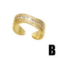 Eleganter vergoldeter überkreuzter offener Ring mit funkelnden Zirkonia-Steinen im Baguette-Schliff - Gold - Stil B (Baguette Zirkonia)