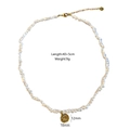 Dettaglio della collana di perle d'acqua dolce con pendente a croce dorata e misure - Collana di Perle Naturali