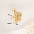 Dettaglio pendente polpo dorato con dimensioni 25mm per 15,24mm e peso di 1,66 grammi - Polpo in Zircone (H-11777)