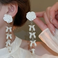 Boucles d'oreilles élégantes roses blanches avec pampilles perles en gouttes - Style Gland de Perle Artificielle Rose (98#) / Blanc
