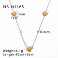 Détails techniques du collier avec pendentifs cœur en or 18 carats et mesures précises - Or 18K