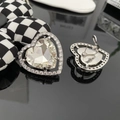 Boucles d'oreilles cœur en argent serties de cristaux de zircon sur surface miroir - Clip d'Oreille Cœur en Zircon
