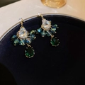 Vue détaillée de boucles d'oreilles bohèmes vintage avec cristaux et gouttes vertes - 11# Tige en argent - Vert - Style goutte d'eau