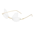 Modische Sonnenbrille in Libellenflügelform mit goldenem Metallrahmen und klaren Gläsern - Weiß