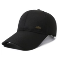 Klassische schwarze Baseballkappe mit verlängerter Krempe und Vintage-Sport-Metallabzeichen - Schwarz