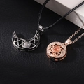 Detail von Sonne und Mond Paar Halsketten mit 100 Sprachen der Liebe Projektion - Roségold + Gun Black (Kette + Seil)