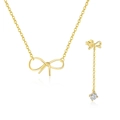 Conjunto de joyas de lujo en plata S925 con lazos de circonita sobre fondo blanco - Pendiente Individual + Conjunto de Collar / Dorado