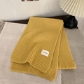 Thick ribbed knit scarf in vibrant yellow with brand label for winter warmth - Approx. 160cm / Yellow