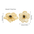Detailsicht des hohlen Blumenrings in Goldoptik mit einem schwarzen ovalen Edelstein - Gehämmerte Hohle Blume Schwarzer Stein Offener Ring (JDR2502020)