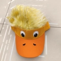 Lustige Enten-Baseballkappe mit gelbem Plüschhaar und gestickten Augen in leuchtendem Orange - Erwachsenengröße (57-59cm) / Gelbe Ente - Gelbes Haar