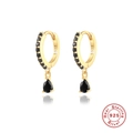 Détail des boucles d'oreilles en argent S925 avec pendentifs en pierres noires en poire - Or - Zirconia Noir