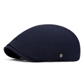 Classic dark blue newsboy ivy cap for men with a vintage metal W emblem on the side - Adjustable / Navy Blue