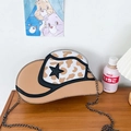 Sac bandoulière en forme de chapeau de cow-boy kaki et blanc à motif vache - Marron