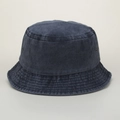 Détails d'un chapeau bob en denim délavé vintage avec œillets métalliques et surpiqûres - M (56-58cm) / Gris clair