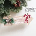 Letrero de madera Merry Christmas para puerta con piñas y decoración de bastón de caramelo - Estilo A (Madera Natural MERRY)