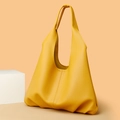 Grande borsa tote gialla minimalista in pelle a grana di litchi stile hobo - Giallo