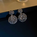 Pendientes de doble bola geométricos huecos de plata retro con calados florales - Poste de pendiente de plata - Negro pistola / Color gunmetal