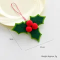 Ciondolo natalizio in feltro con bacche rosse e fiocco di dimensioni 12cm x 9cm - Stile Agrifoglio Verde a Tre Foglie