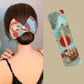 Accessoire chignon en tissu imprimé cactus avec structure torsadée flexible pour femme - Illustration Vintage