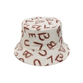 Detailansicht der bestickten Herzmuster und braunen Buchstaben auf dem Fischerhut - M(56-58cm) / Beige