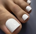 Elegant white press-on toenails with a glossy finish for a professional French pedicure - FW28