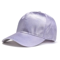 Cappellino da baseball viola metallizzato con visiera curva e finitura brillante - L (58-60cm) / Viola
