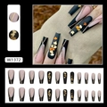 Kit de faux ongles ballerine longs avec noir mat, rayures pailletées dorées et motifs d'érable - Feuille d'Érable Noir et Or (Style de Colle)