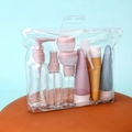 Set da viaggio da 11 pezzi con flaconi spray e vasetti per crema in pochette trasparente - Set Morandi da 11 Pezzi