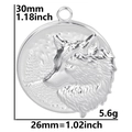 Dettaglio del ciondolo testa di lupo argento con misure 30x26mm e peso di 5,6g - Solo ciondolo / Tonalità Argento (Solo Ciondolo)