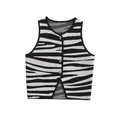 Détail du gilet en tricot à motif zébré montrant la texture et les boutons en métal - S / Rayé