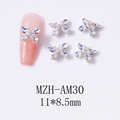 Vue détaillée des bijoux d'ongles papillon argentés avec strass et dimensions 11x8,5mm - Papillon Dégradé Aurora Base Argent (AM30)