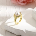 Vintage 18k vergulde open ring met witte parel en getextureerde ringband - Onregelmatige Textuur Parel Stijl
