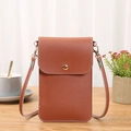 Petit sac de téléphone en cuir marron avec surpiqûres blanches et bouton pression doré - Fauve