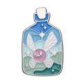 Emaille-Pin im Anime-Stil mit lila Fee in der Flasche aus Zinklegierung für Kleidung - Fee in der Flasche Stil (XZ8884)