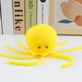 Jouet pieuvre en silicone jaune souple absorbant l'eau pour le bain et la détente sensorielle - Pieuvre jaune